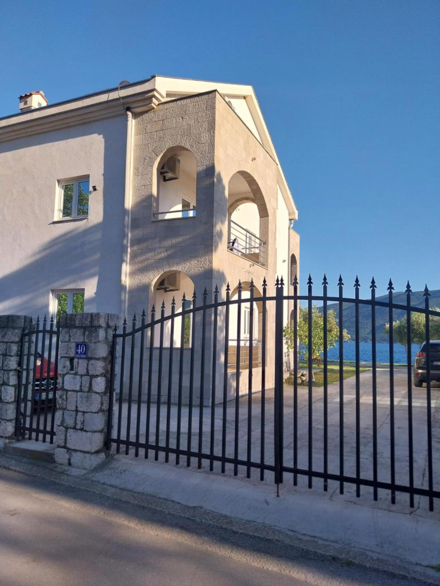 Apartments Villa Danilovic Herceg Novi Eksteriør bilde