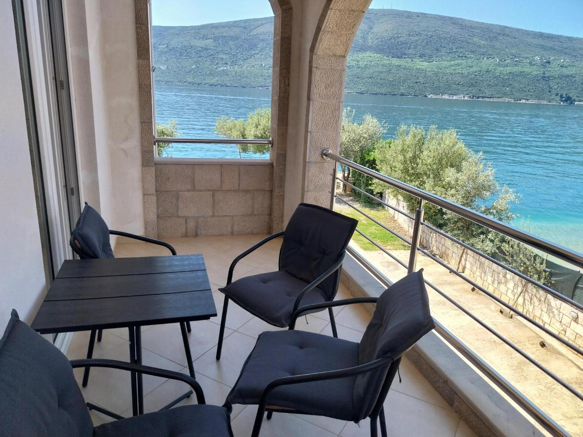 Apartments Villa Danilovic Herceg Novi Eksteriør bilde